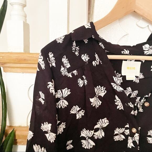 Maeve by Anthropologie Black & White Floral Print Emory Bow Blouse Size 2 - Picture 3 of 8